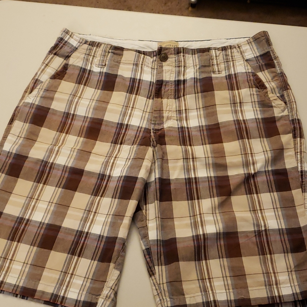 Roebuck& Company Brown Plaid Shorts Size 38‎